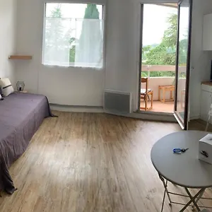 https://studio-217-greoux.fr-provencehotel.com